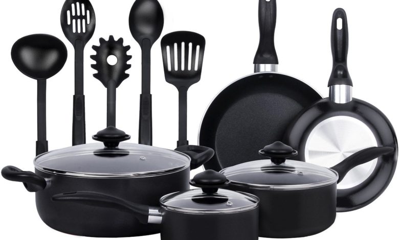 Most of us use non-stick pans for everyday cooking. What is the material used to make non-stick pans?